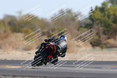 media/Dec-18-2022-SoCal Trackdays (Sun) [[8099a50955]]/Turn 7 Backside (1125am)/